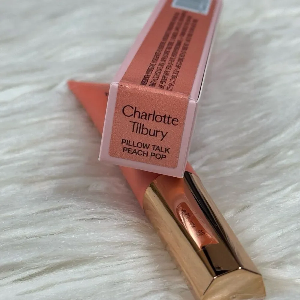 Charlotte Tilbury Matte Beauty Blush Wand Peach Pop